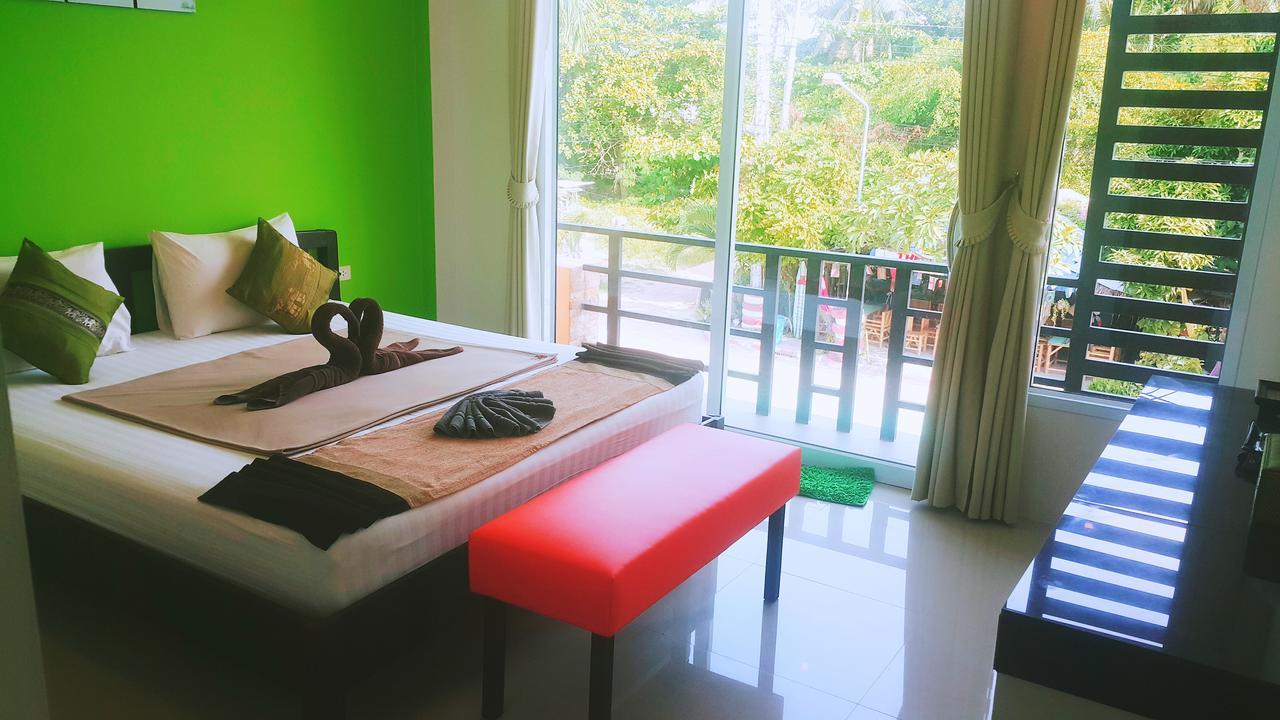 Phangan Guest House Тонгсала Екстериор снимка